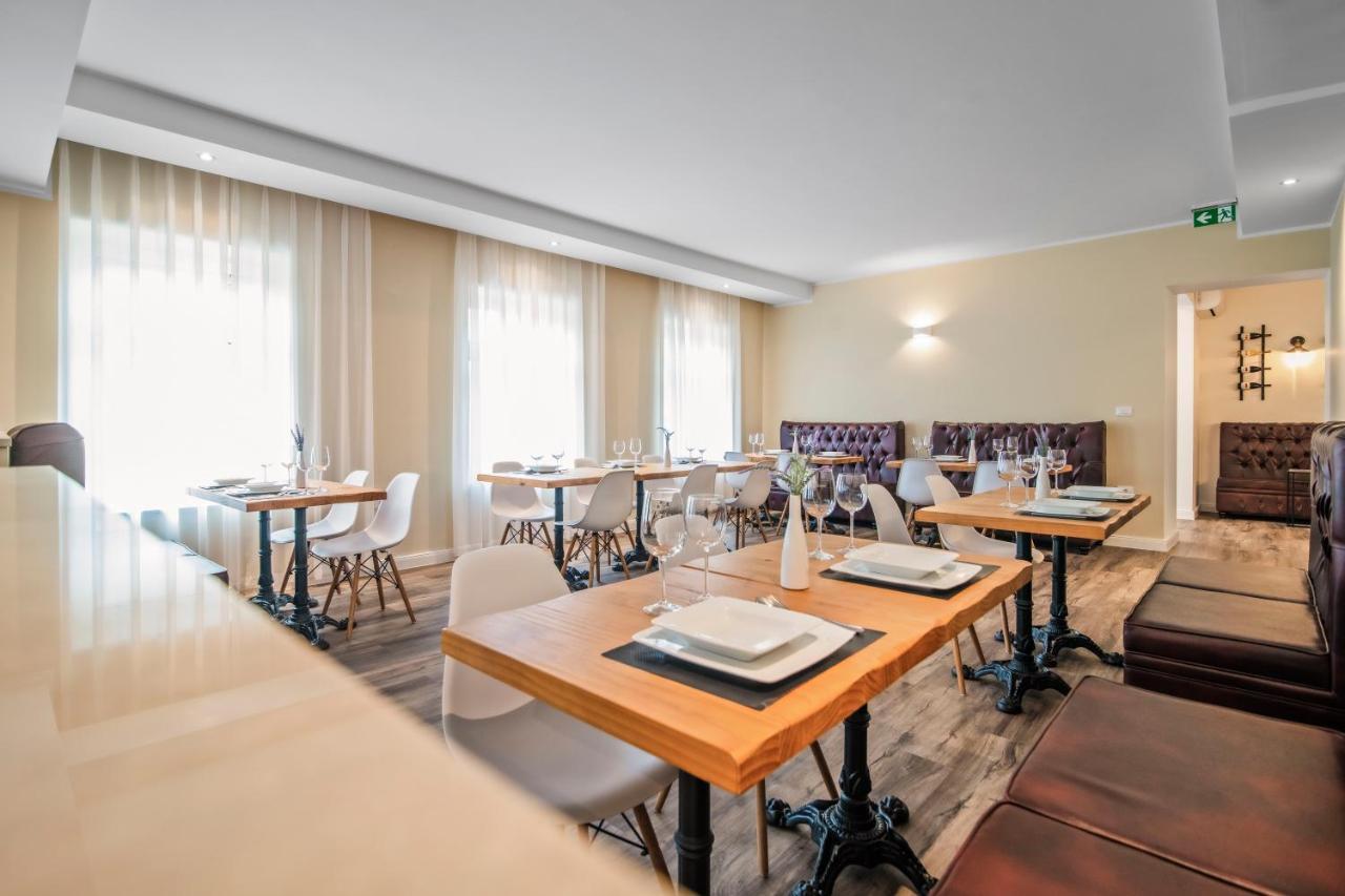 Toscanina Garni Hotel Dobrovo Exterior photo